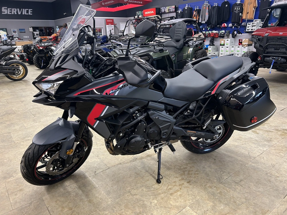 2024 Kawasaki Versys 650 alt