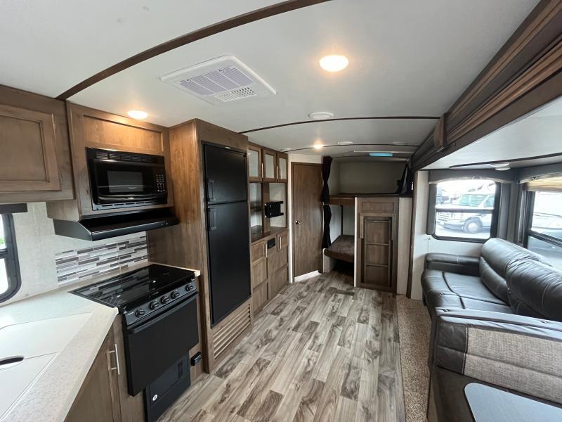 2018 Keystone RV Cougar thumbnail 9
