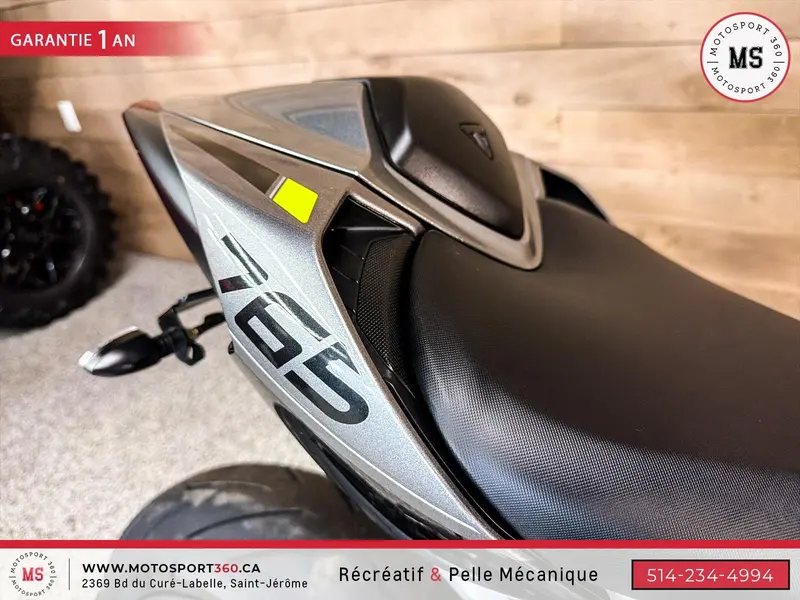 2022 Triumph STREET TRIPLE R 765 IMPECCABLE ! SUPER PRIX ! thumbnail 12