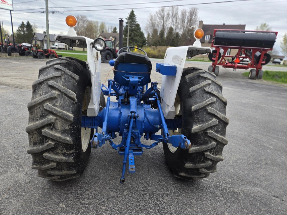 Ford 4000 1975 alt