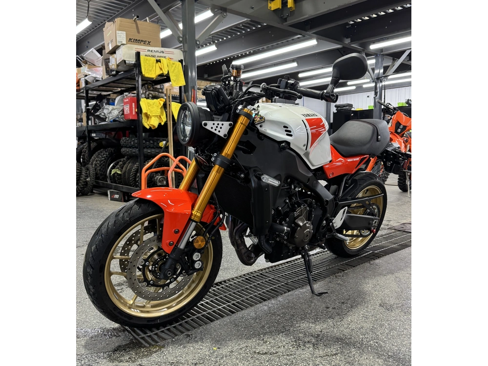 Yamaha Xsr 900 2024 alt