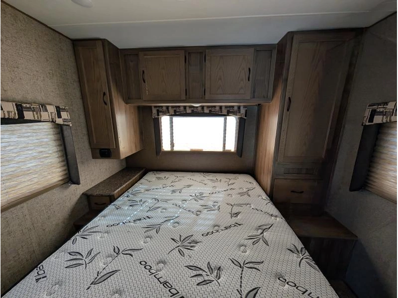 Coachmen Freelander 27qb 2018 alt