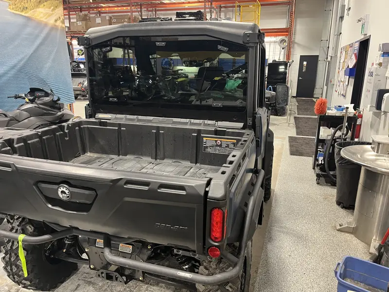 2025 Can-Am DEFENDER LIMITED HD10 8JSF thumbnail 6