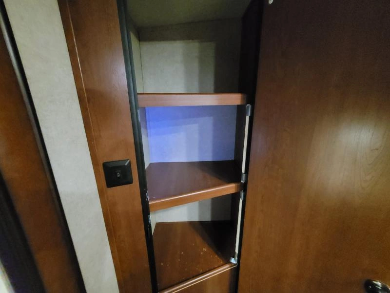 Palomino Solaire 263rb 2015 alt