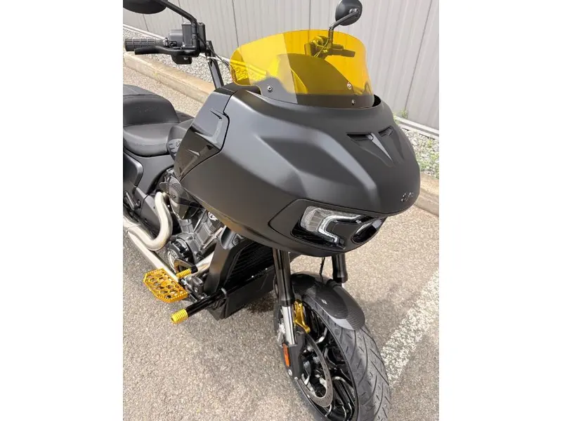 2026 Indian Motorcycle Challenger Dark Horse + 112 & Audio Package thumbnail 20