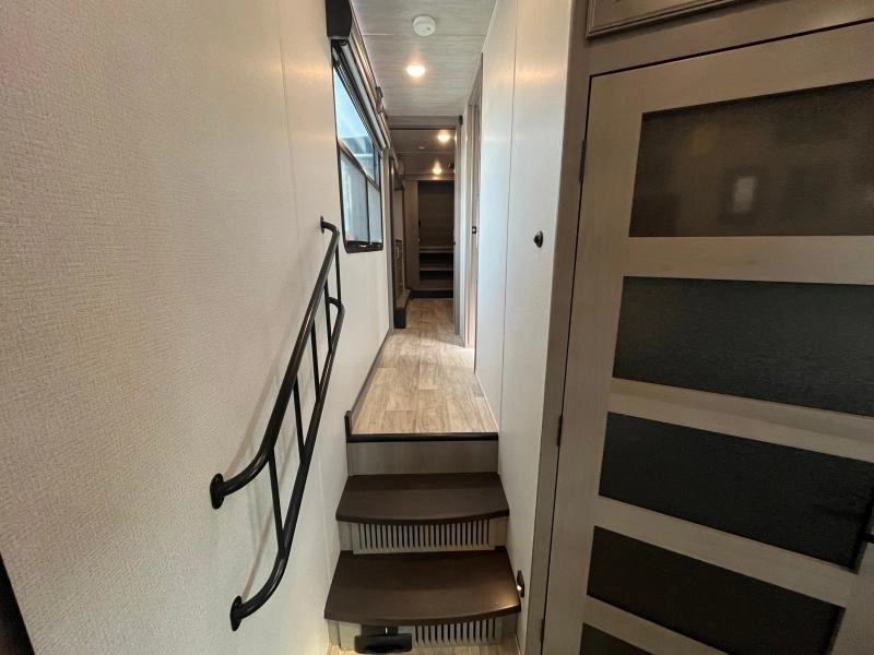 Keystone Rv Montana 3781rl 2021 alt