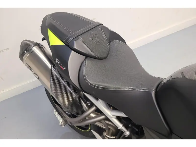 2020 Triumph SPEED TRIPLE RS ABS thumbnail 4