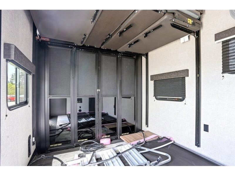Jayco Seismic 359 2023 alt