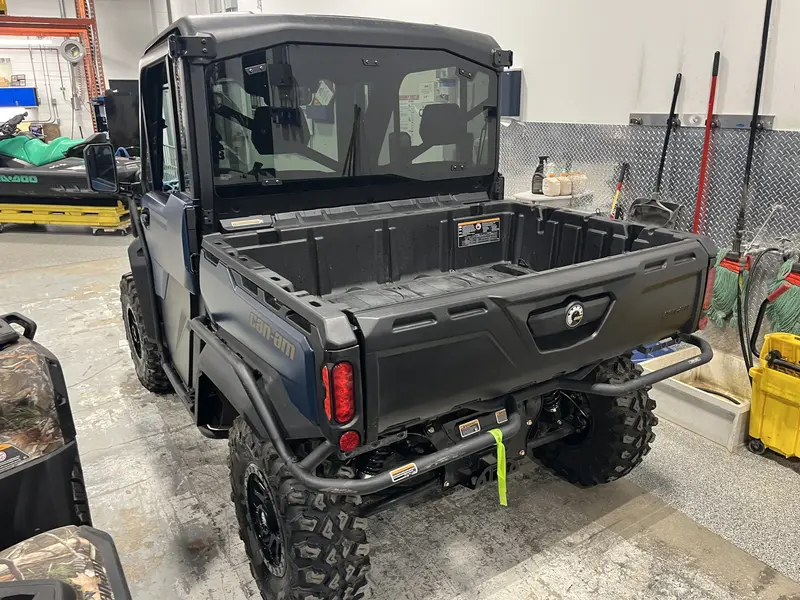 2025 Can-Am DEFENDER LIMITED HD10 8JSF thumbnail 5