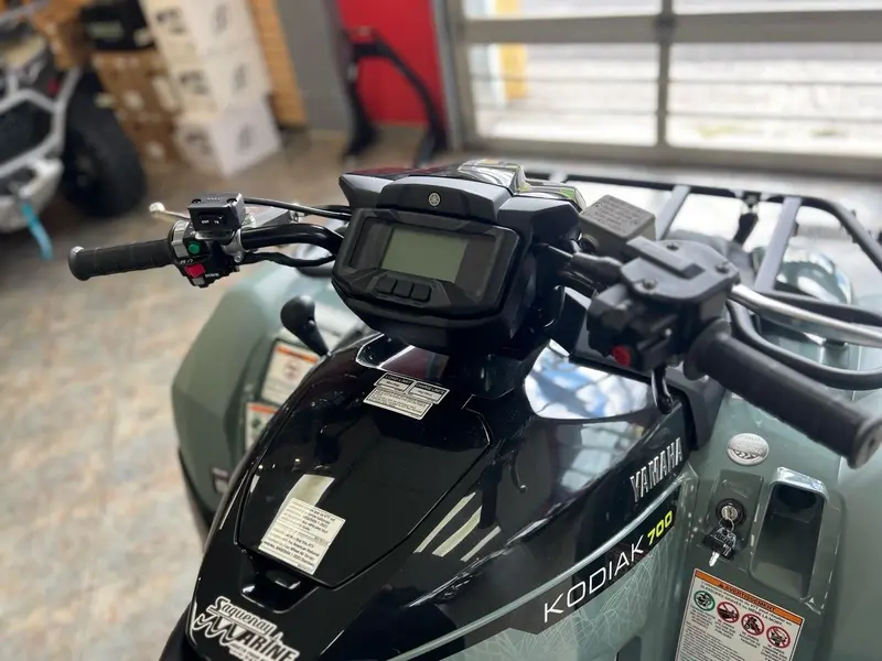 2026 Yamaha Kodiak 700 DAE XT-R thumbnail 10