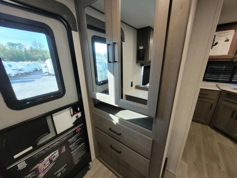 Grand Design Transcend 25mlx 2026 alt