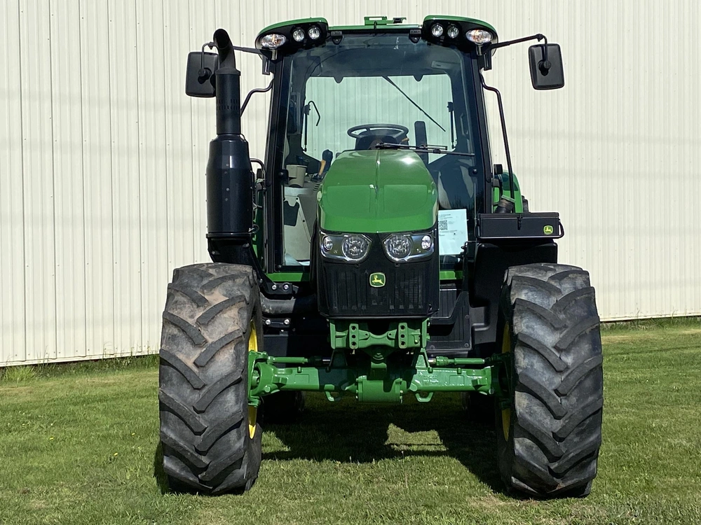 2025 John Deere 6120m alt