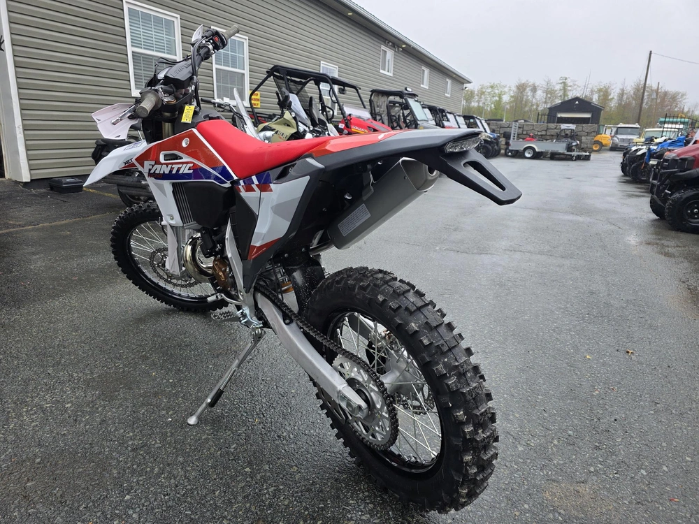 2026 Fantic Xe300 Rw alt
