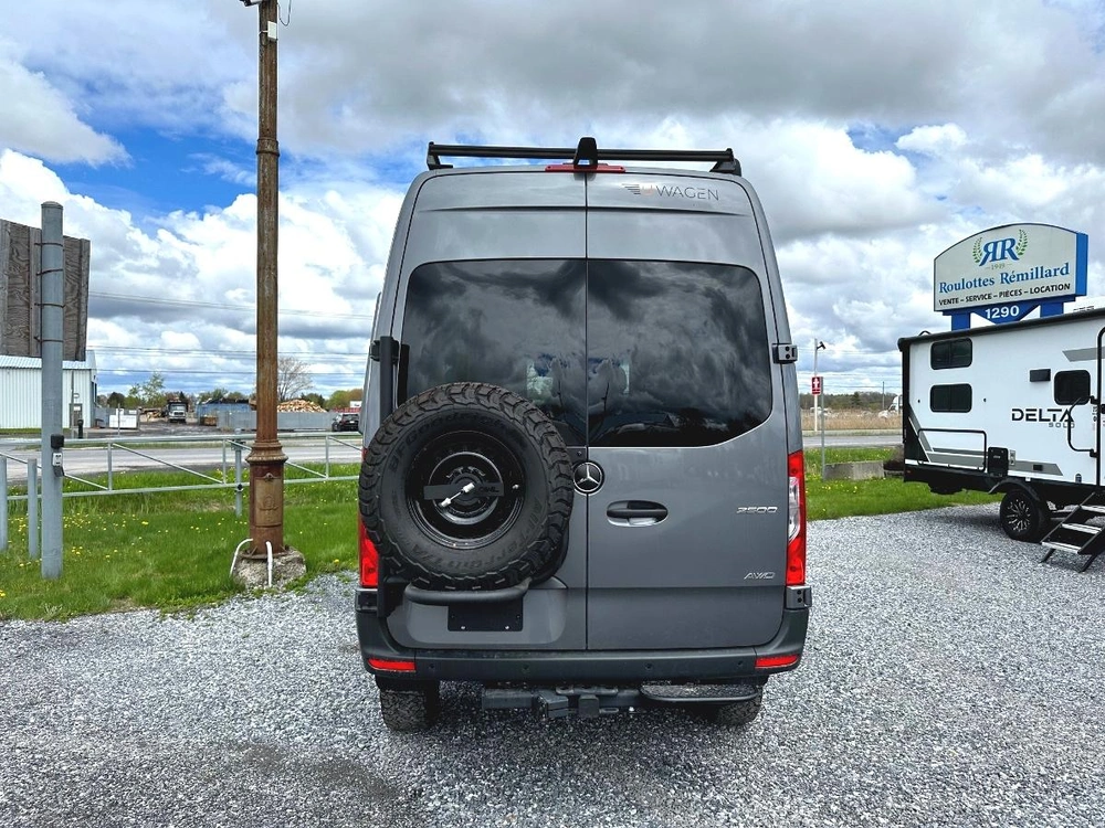 2027 Uwagen Série 4 Overland alt