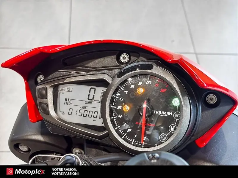 2017 Triumph SPEEDTRIPLE 1050S thumbnail 5