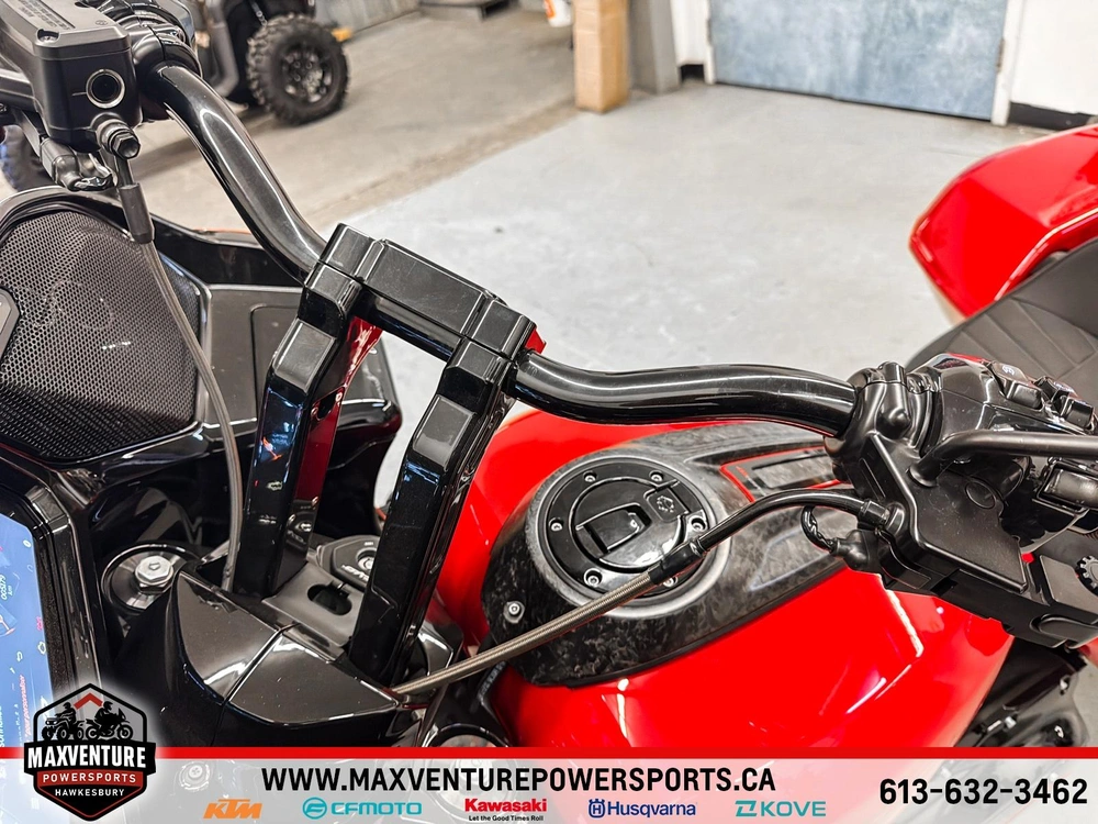 Harley-davidson Road Glide Cvo St 2025 alt