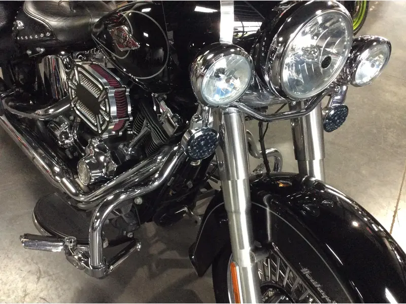2011 Harley-Davidson Softail Heritage FLSTC Abs thumbnail 7