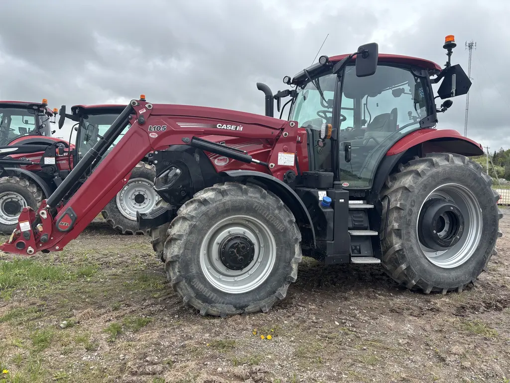 2022 Case IH Maxxum 115