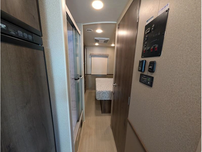 Entegra Vision 31v 2020 alt