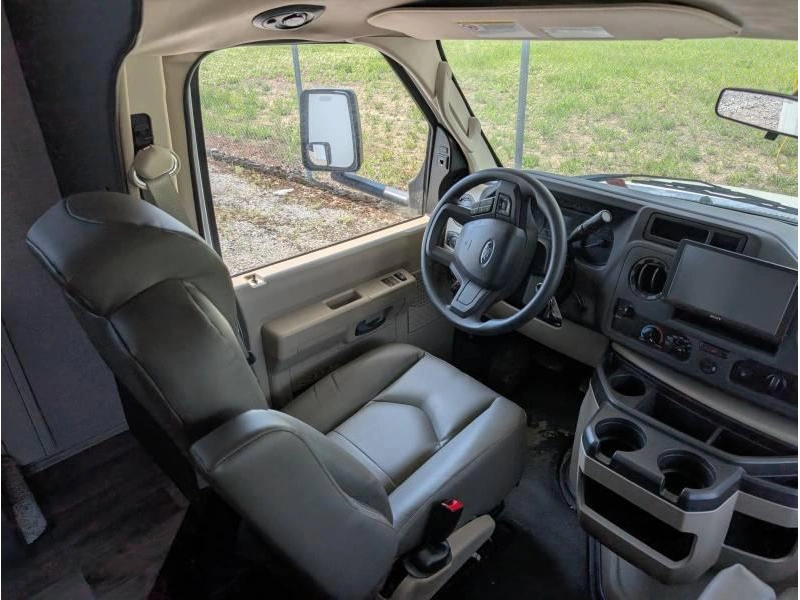 2023 Entegra Odyssey 29v alt