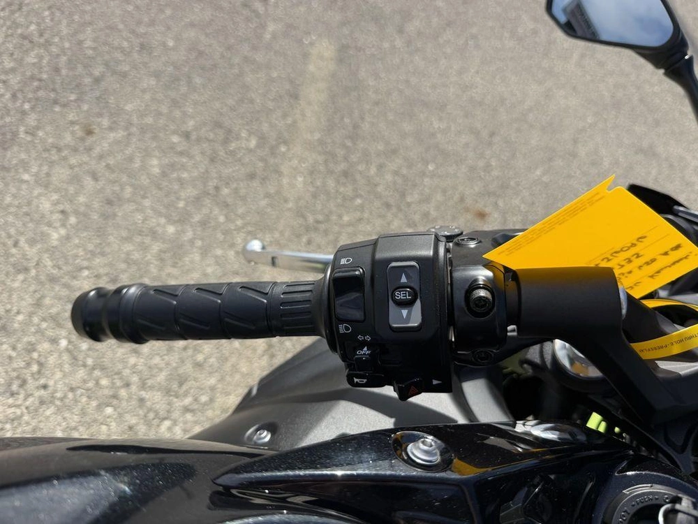 2026 Kawasaki Ninja® 650 Abs alt