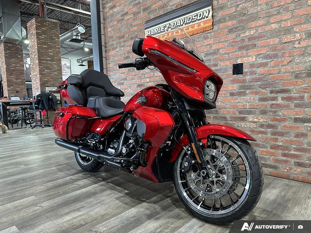 2026 Harley-davidson Street Glide Limited alt