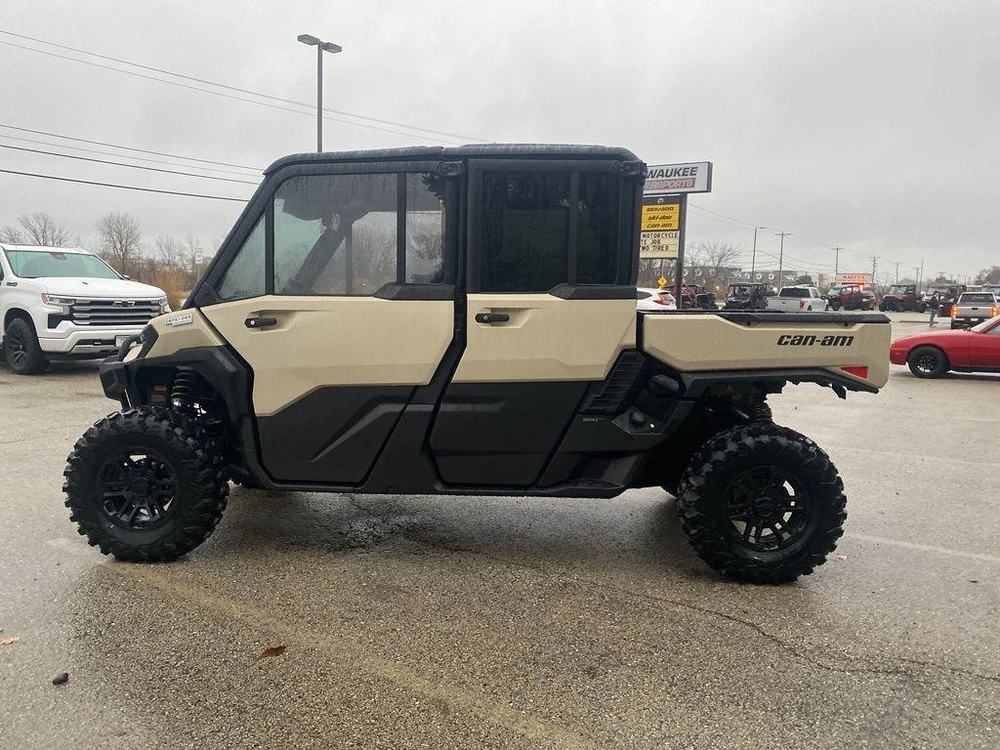 2026 Can-am Defender Max Limited Hd11 Desert Tan & Carbon Black alt