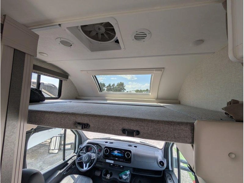 Thor Motor Coach Echelon Mb24 2024 alt