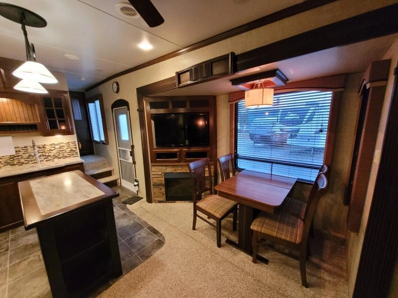 Keystone Rv Alpine 3250rl 2013 alt