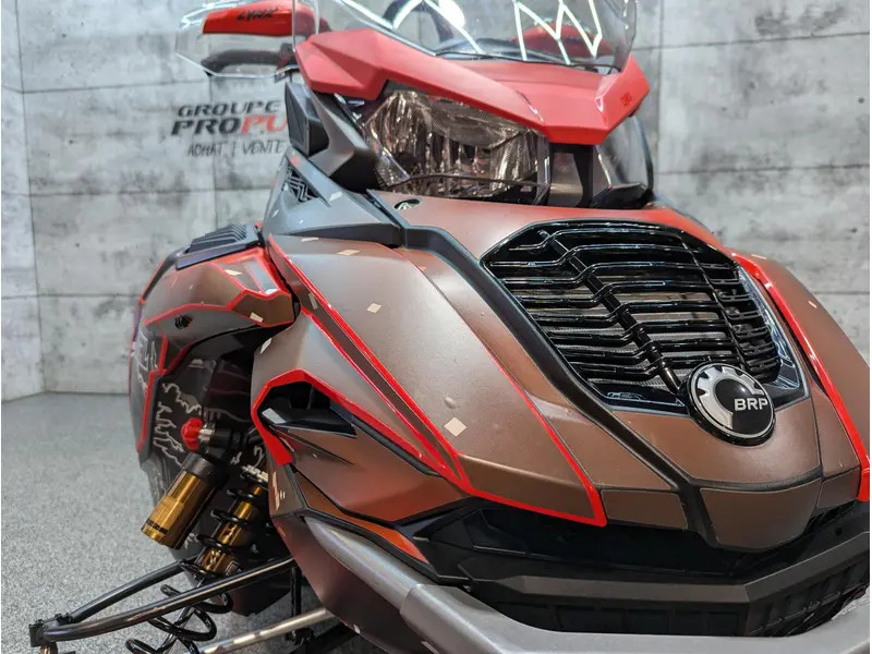 2024 Lynx XTerrain Brutal 850 | 2400km, Chenille 2.4po thumbnail 10