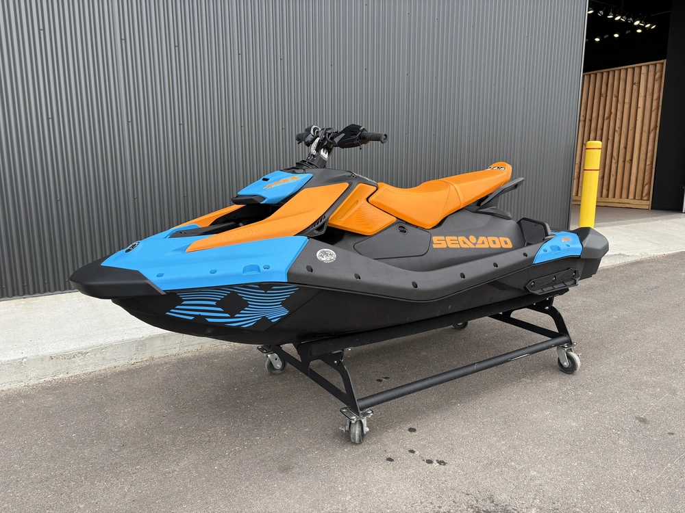 2026 Sea-doo Spark Trixx For 3 alt