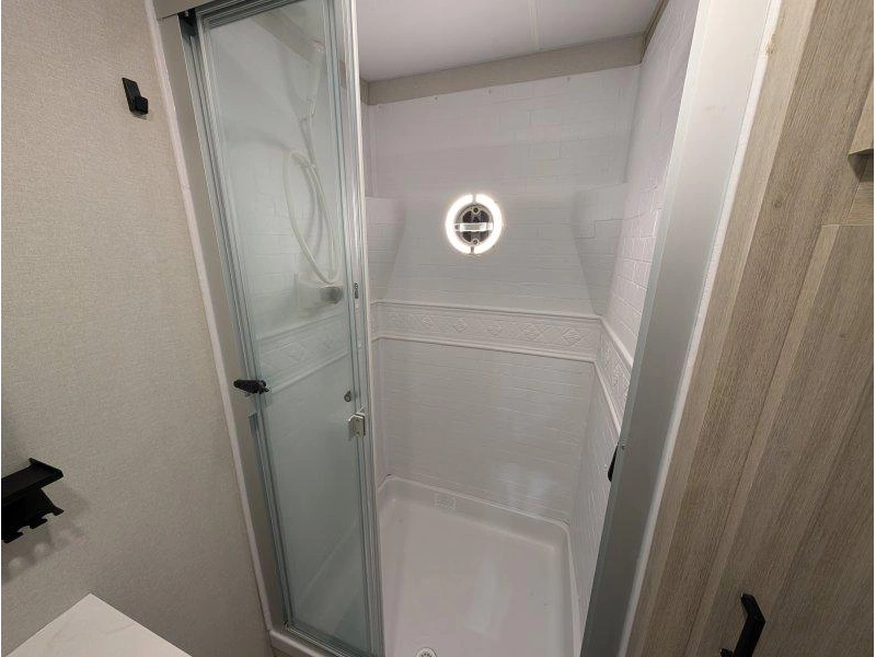 Coachmen Catalina 44condo 2026 alt