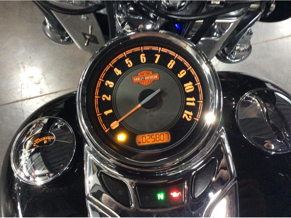 Harley-davidson Softail Heritage Flstc Abs 2011 alt