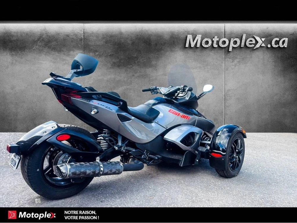 Can-am Spyder Rss Se5 2011 alt