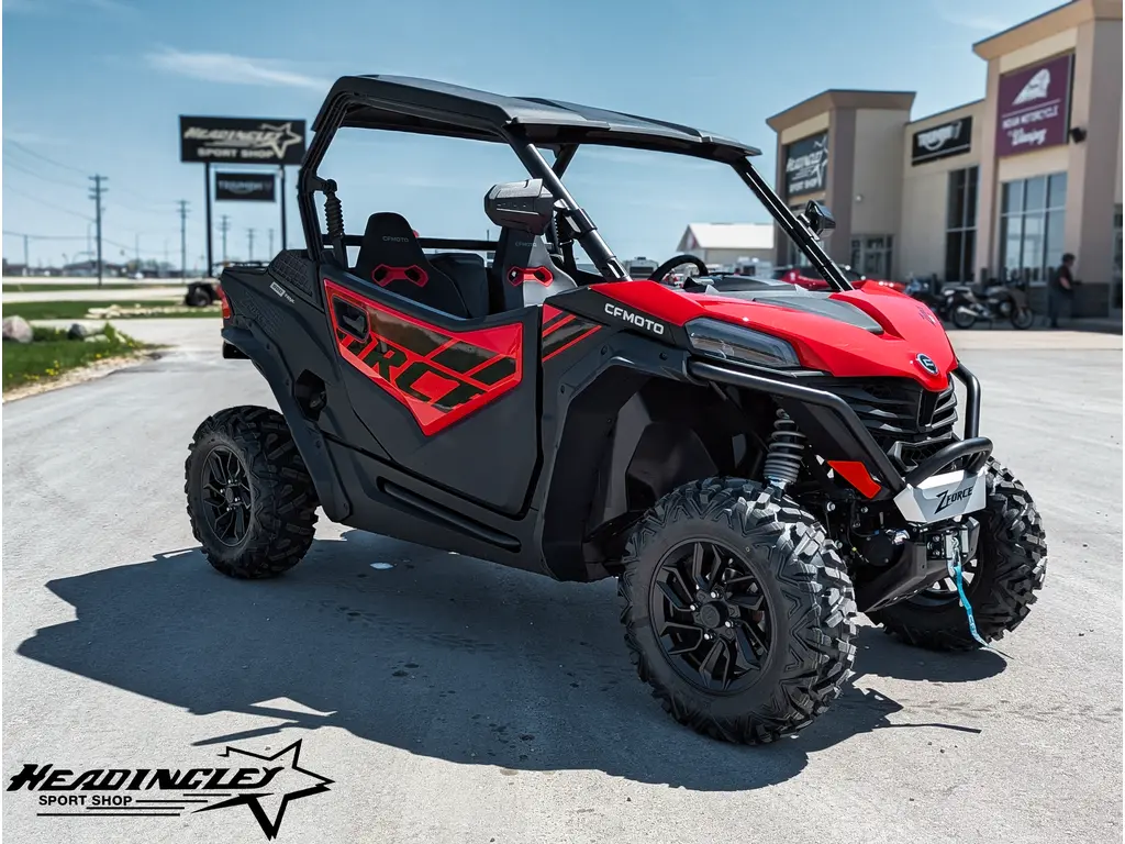 2026 CFMOTO ZFORCE 800 Trail // Magma Red 
