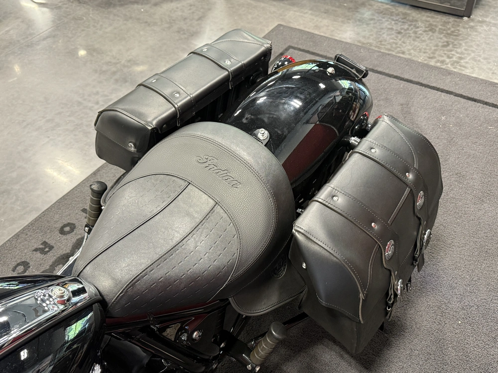 2023 Indian Motorcycle Super Chief Ltd Abs, Black Metallic, 49st alt