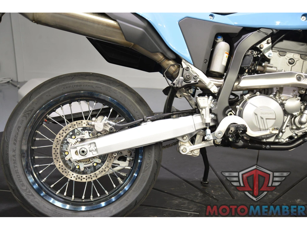 2025 Suzuki Dr-z4sm alt