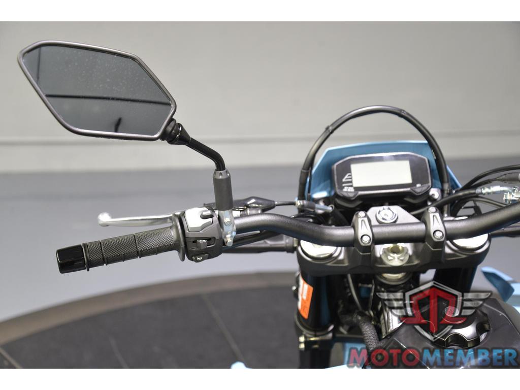 2025 Suzuki DR-Z 400SM for Sale