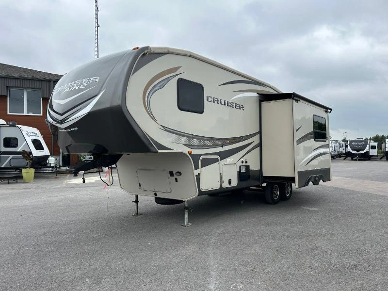 Crossroads Cruiser 25se 2016 alt
