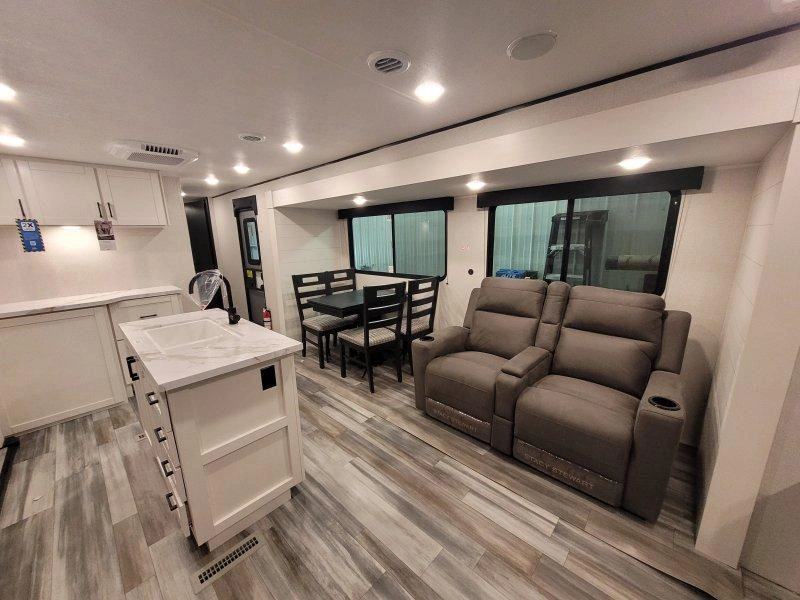 2026 Jayco Jayflight 334rts alt