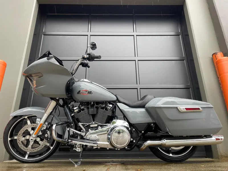2026 Harley-Davidson FLTRX - Road Glide® thumbnail 9