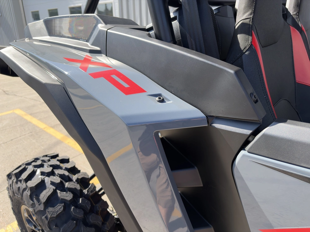 2026 Polaris Rzr Xp 1000 Ultimate alt