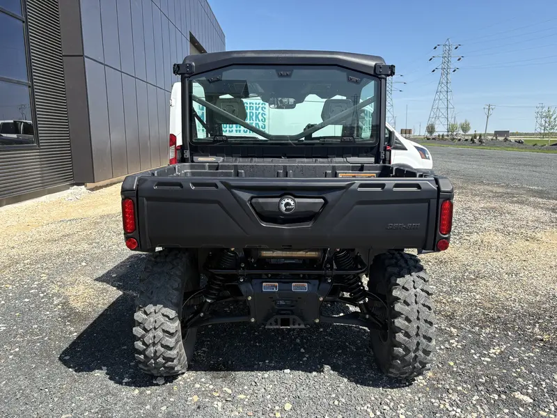 2024 Can-Am Defender Limited HD10 thumbnail 5