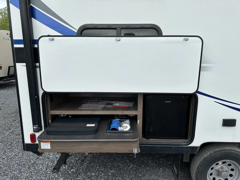 2020 Keystone Rv Passport 239ml alt