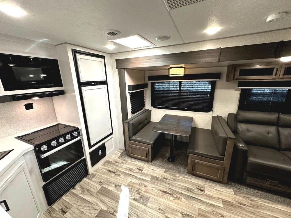 2022 Venture Rv Sporttrek 272vrk alt