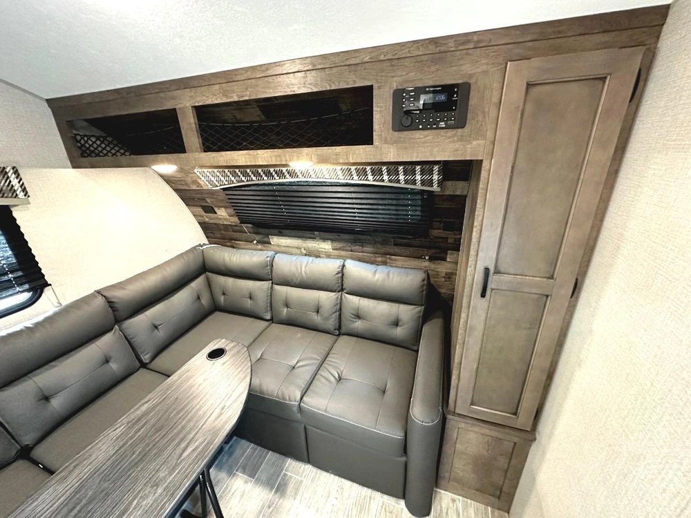 2021 Venture Rv Sonic Lite 160vbh alt