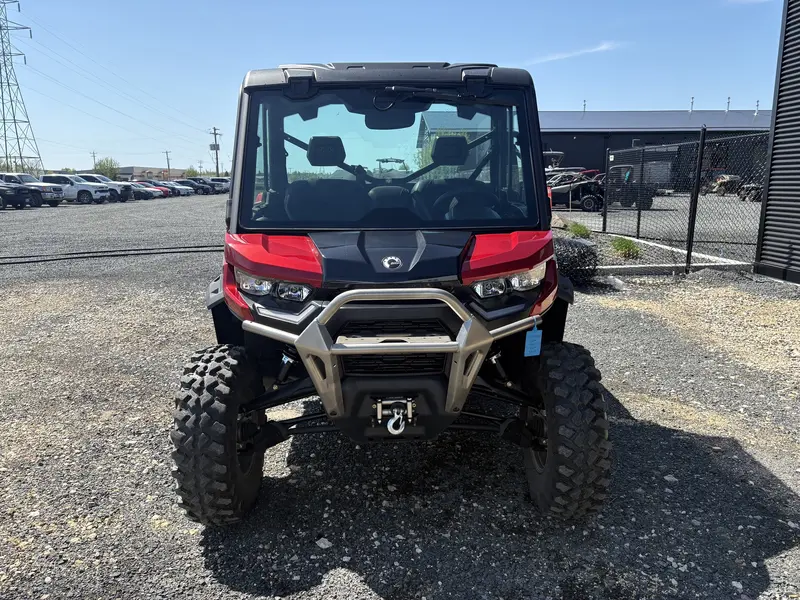 2024 Can-Am Defender Limited HD10 thumbnail 3