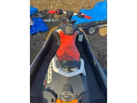 2018 Sea-Doo sprak trixx 2 up thumbnail 3