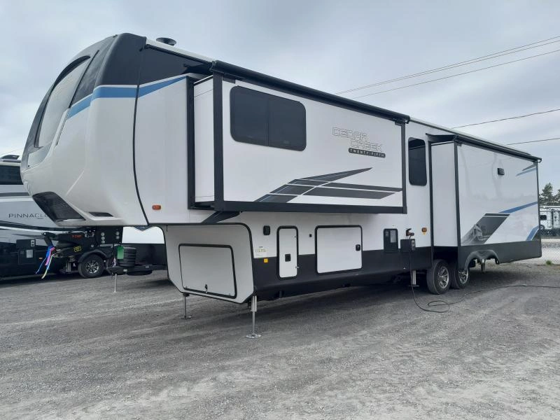 Forest River Cedar Creek 380rl 2024 alt