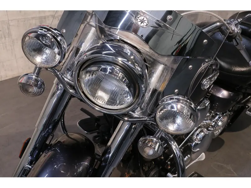 2015 Yamaha ROADSTAR SILVERADO S thumbnail 13